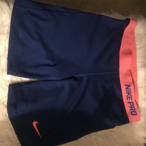 Nike Pro dri fit woman shorts NWT